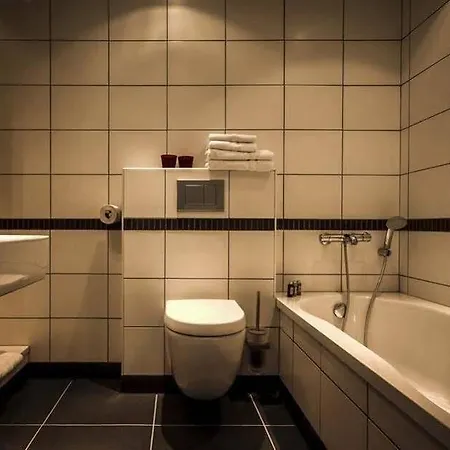 Hotel Hof - &