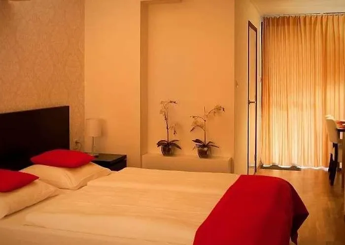 Hof - & ホテル スレナーケン